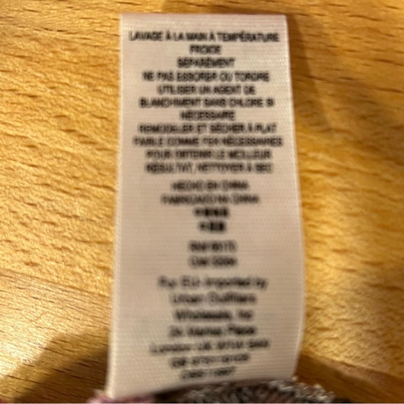 Ribbed Knit Sleeveless Top - XS - Picture 9 of 11